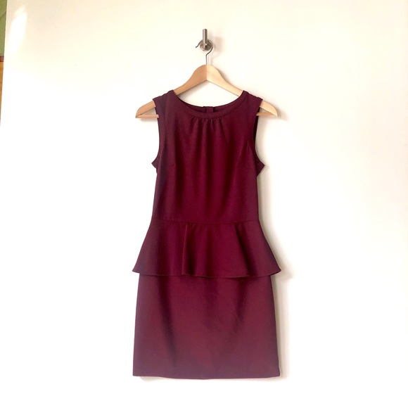 H&M Dresses & Skirts - H&M Women’s Maroon Work Dress size 4